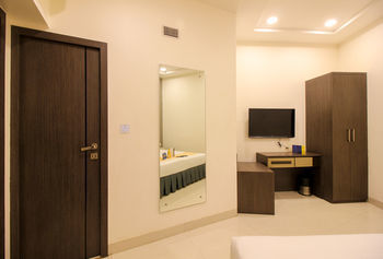 מומביי Hotel Kalpana Elite מראה חיצוני תמונה